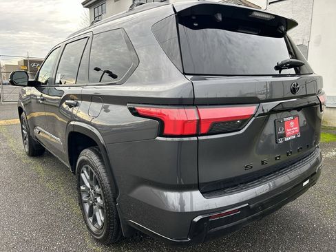 New 2026 Toyota Sequoia Platinum image 7