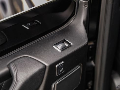 Used 2016 Mercedes-Benz G 65 AMG 4MATIC image 97