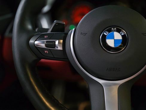 Used 2020 BMW 430i Coupe w/ M Sport Package image 18