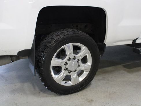 Used 2018 Chevrolet Silverado 2500 LTZ w/ Duramax Plus Package AWD/4WD image 24
