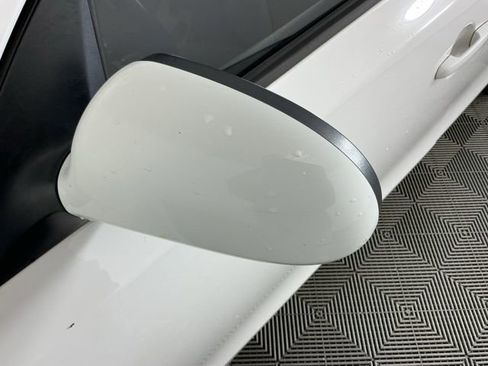 Used 2011 Hyundai Elantra GLS image 9