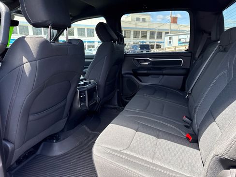 Used 2025 RAM 1500 Big Horn AWD/4WD image 18