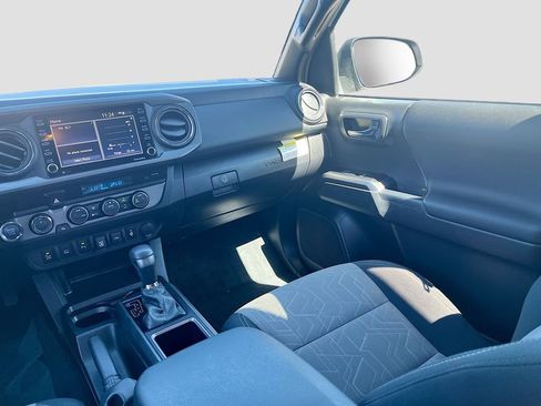 Used 2023 Toyota Tacoma TRD Off-Road image 21