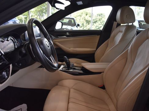 Used 2017 BMW 540i xDrive AWD/4WD image 11