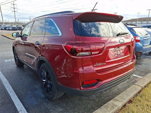 Used 2020 Kia Sorento S image 4
