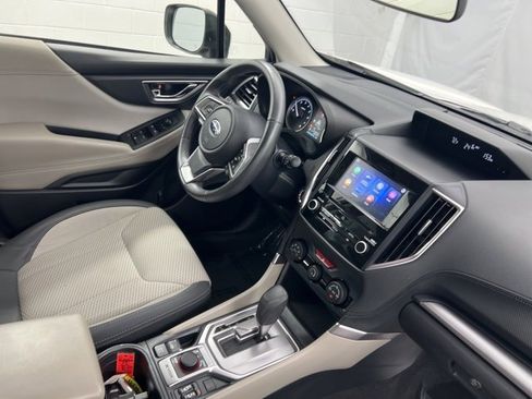 Used 2023 Subaru Forester Premium image 23