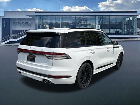 New 2026 Lincoln Aviator Reserve w/ Luxury Package AWD/4WD image 7