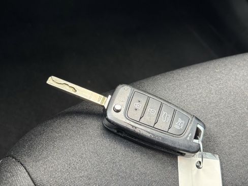 Used 2022 Hyundai Sonata SE image 26