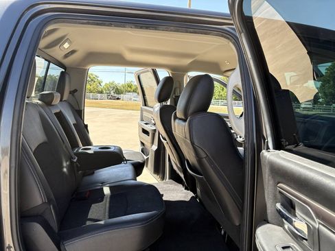Used 2018 RAM 2500 Lone Star w/ Sport Appearance Group AWD/4WD image 12