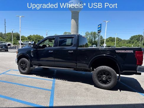 Used 2020 Ford F250 XLT w/ Tremor Off-Road Package AWD/4WD image 5