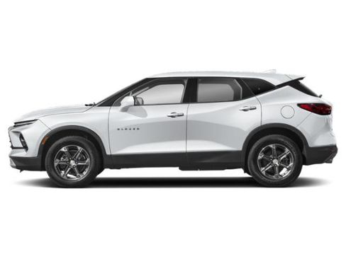 Used 2023 Chevrolet Blazer LT w/ Driver Confidence Package FWD image 3