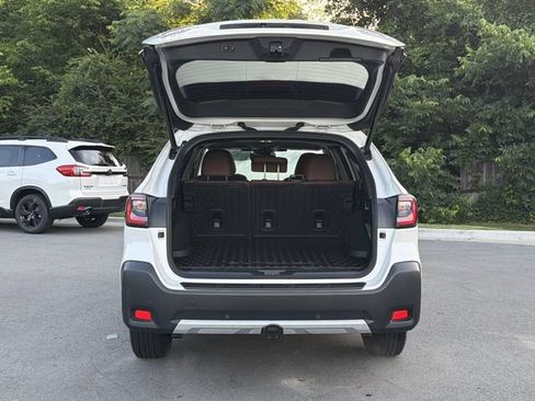 Certified 2025 Subaru Outback Touring XT AWD/4WD image 14