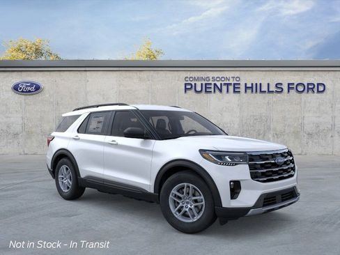 New 2026 Ford Explorer Active RWD image 7
