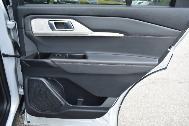 Used 2026 Ford Explorer Active w/ Active Comfort Package AWD/4WD image 44