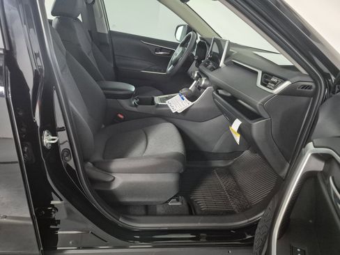 New 2025 Toyota RAV4 XLE image 32