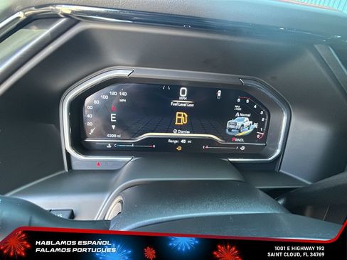Used 2025 GMC Sierra 2500 AT4 w/ AT4 Premium Plus Package AWD/4WD image 18