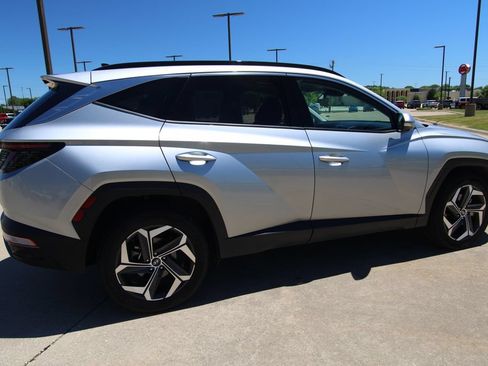 Used 2024 Hyundai Tucson Limited AWD/4WD image 5
