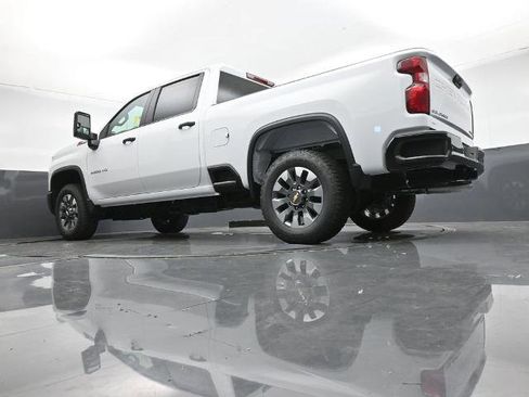 New 2025 Chevrolet Silverado 2500 Custom w/ Custom Value Package image 12