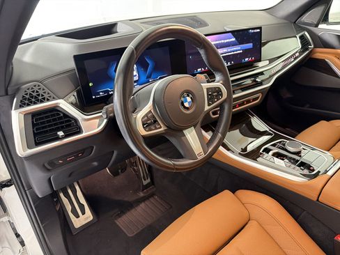 Certified 2024 BMW X5 sDrive40i w/ M Sport Package RWD image 4