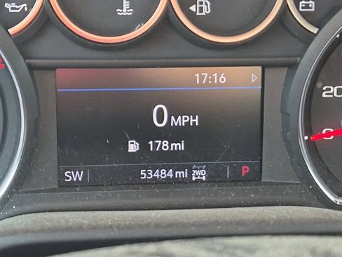 Used 2020 Chevrolet Silverado 1500 LT w/ All-Star Edition image 11