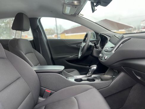 Used 2023 Chevrolet Malibu LT image 46