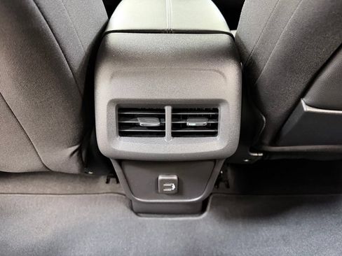 Used 2024 GMC Terrain SLE w/ Driver Convenience Package FWD image 23