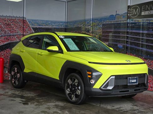 Used 2024 Hyundai Kona SEL image 1
