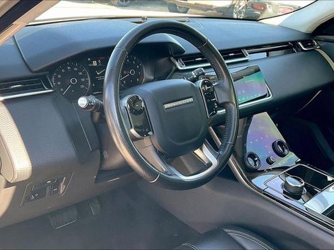 Used 2020 Land Rover Range Rover Velar S image 5