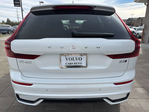 New 2026 Volvo XC60 B5 Core image 6