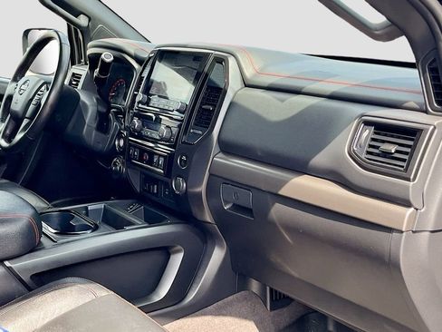 Used 2022 Nissan Titan PRO-4X w/ Pro-4x Convenience Package AWD/4WD image 30