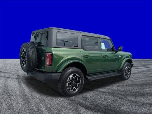 New 2025 Ford Bronco Outer Banks image 4
