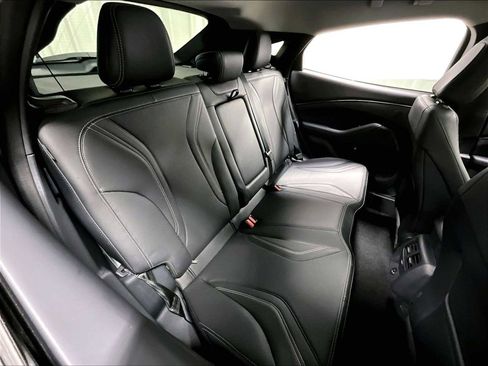 Used 2022 Ford Mustang Mach-E Premium AWD/4WD image 31