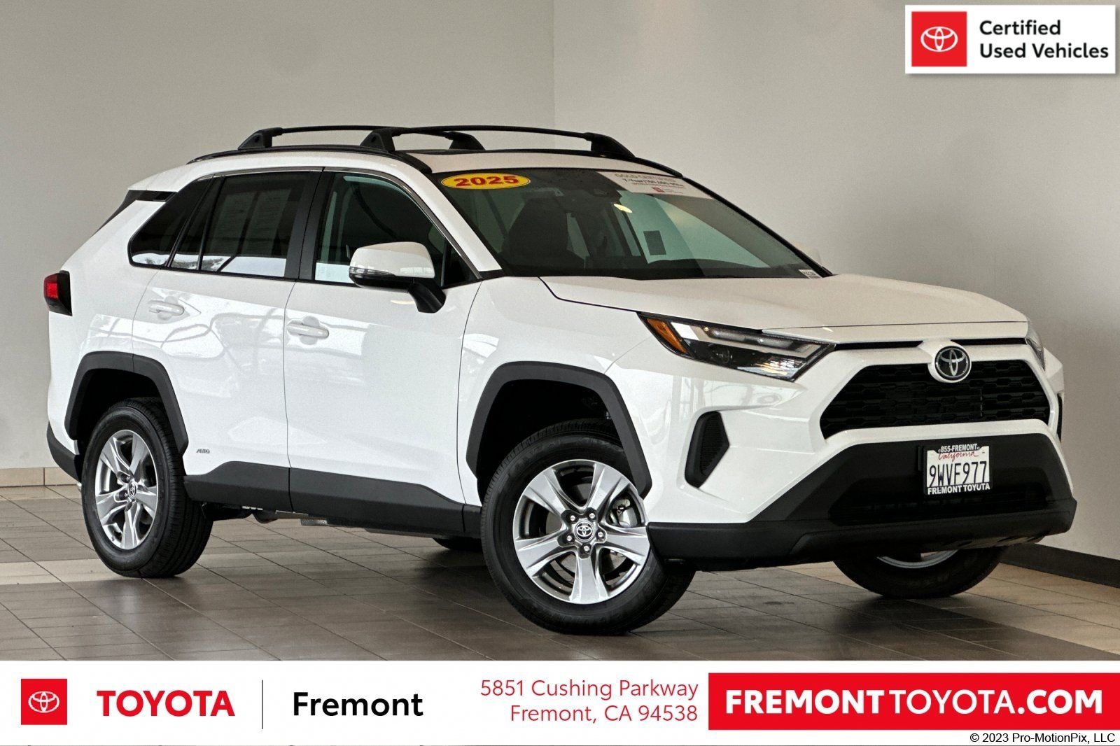Certified 2025 Toyota RAV4 XLE w/ Convenience Package AWD/4WD image 1