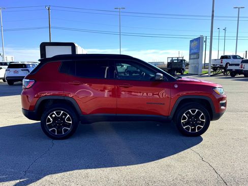 Used 2021 Jeep Compass Trailhawk image 5