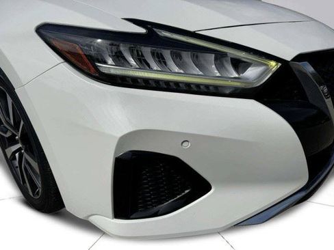 Used 2019 Nissan Maxima 3.5 SL w/ Illumination Package FWD image 11