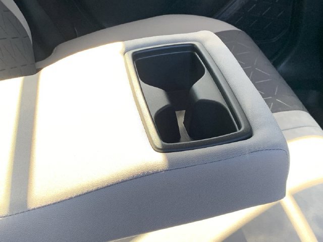 Used 2025 Toyota RAV4 XLE FWD image 36