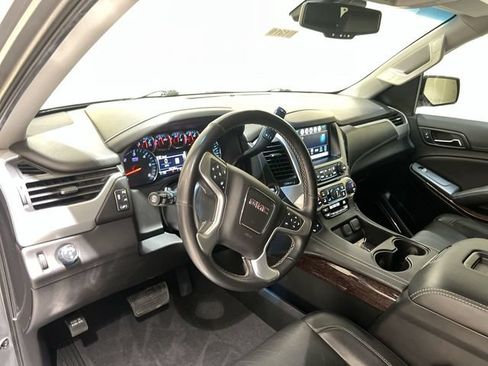 Used 2019 GMC Yukon SLT RWD image 9