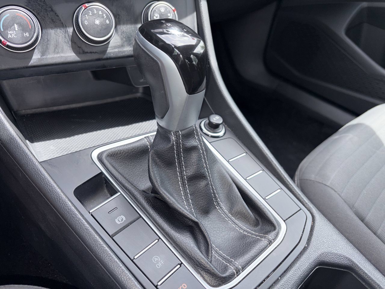 Used 2024 Volkswagen Jetta S FWD image 7