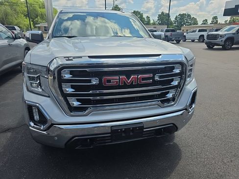 Used 2020 GMC Sierra 1500 SLT w/ SLT Premium Plus Package AWD/4WD image 3