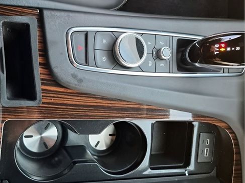 Used 2021 Cadillac Escalade ESV Luxury image 41