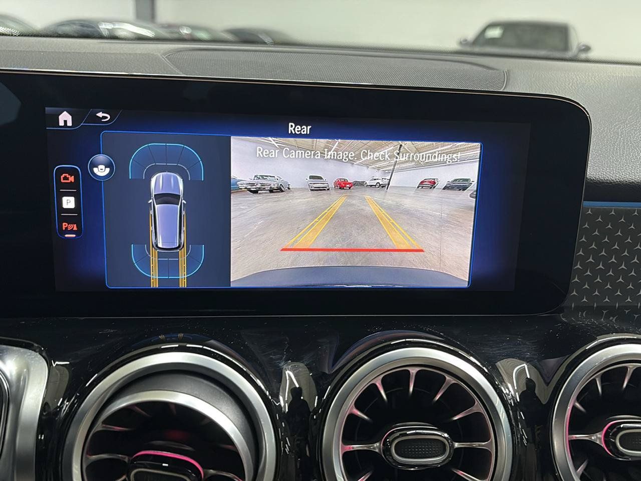 Used 2024 Mercedes-Benz EQB 250+ w/ Winter Package image 22
