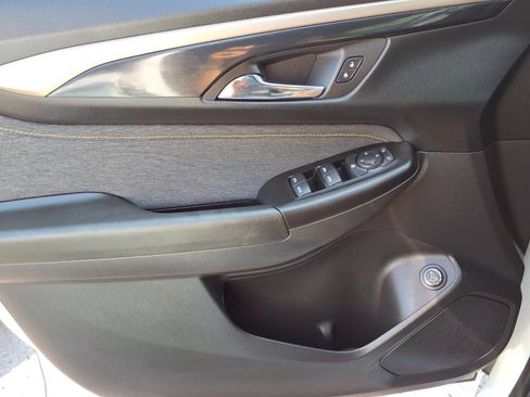 Used 2024 Chevrolet TrailBlazer ACTIV w/ Convenience Package FWD image 14