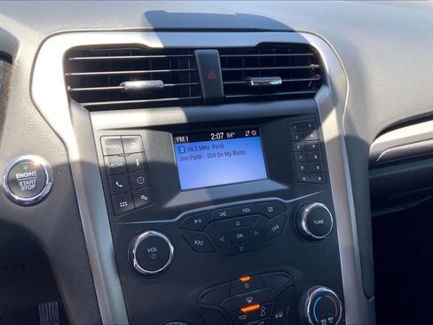Used 2020 Ford Fusion S FWD image 34