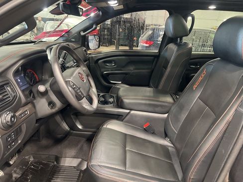 Certified 2024 Nissan Titan PRO-4X w/ Pro-4x Convenience Package image 4