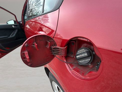 Used 2016 Kia Forte LX image 31