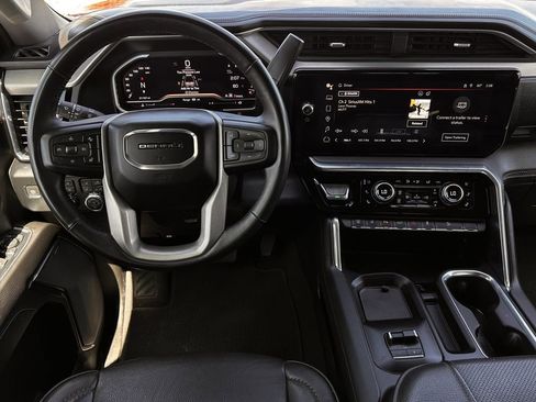 Used 2024 GMC Sierra 2500 Denali w/ Denali Reserve Package image 12