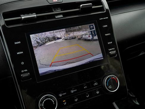 Used 2023 Hyundai Tucson SE image 20