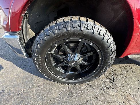 Used 2017 Ford F150 Lariat image 27