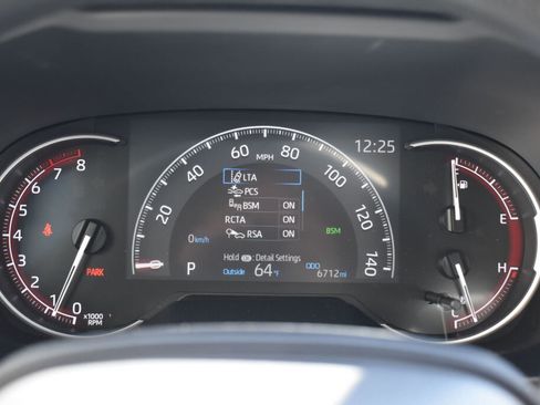 Used 2025 Toyota RAV4 LE image 10