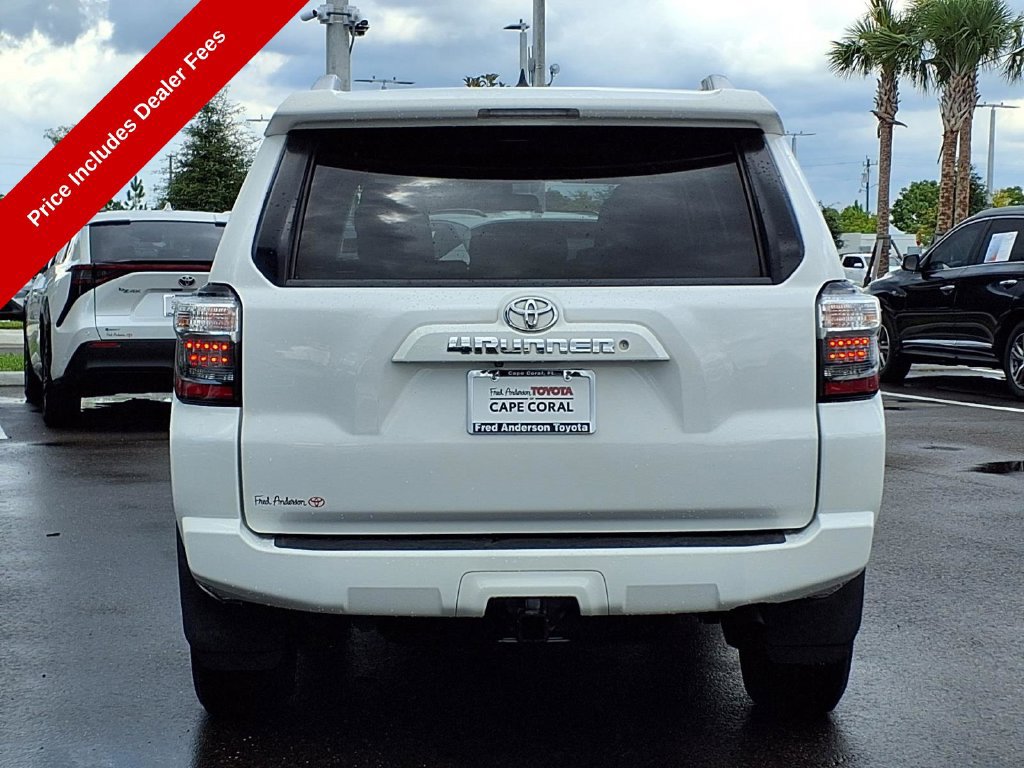 Used 2015 Toyota 4Runner SR5 RWD image 7
